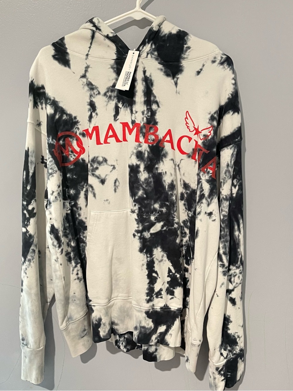 Men’s Dannijo X Mamacita, Kobe Bryant Black & White Tie-Dye Hoodie | Large